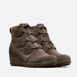 NWT SOREL Evie Lace Bootie size 8. Color Major. New- Never worn!